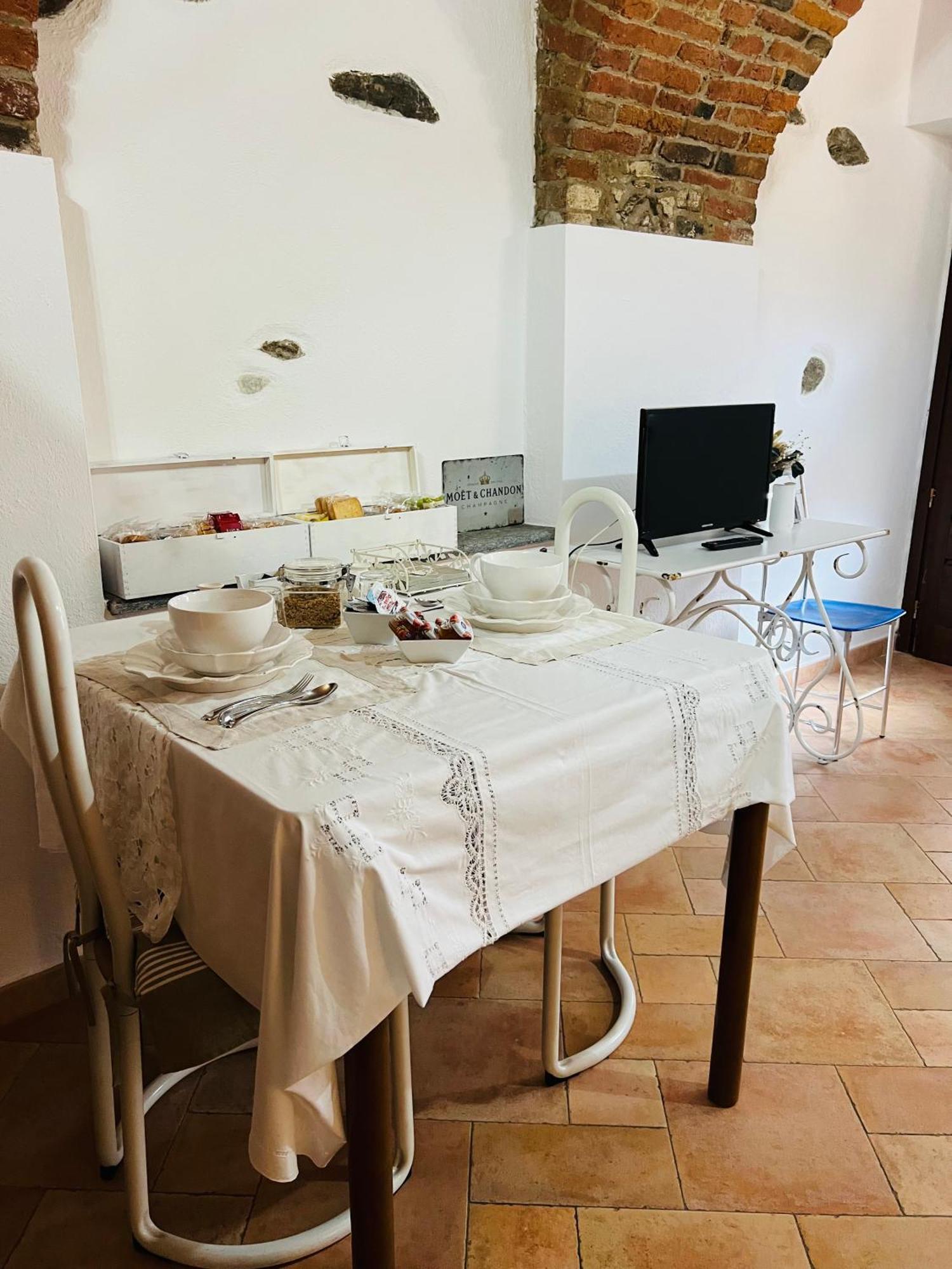 Monolocale Viverone Lake Rooms Esterno foto